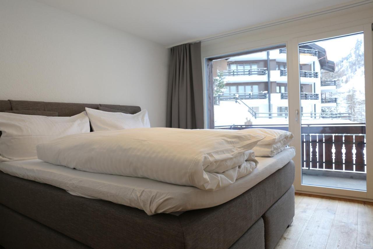 Bolero 4.5 Dachzimmerwohnung Zermatt Extérieur photo